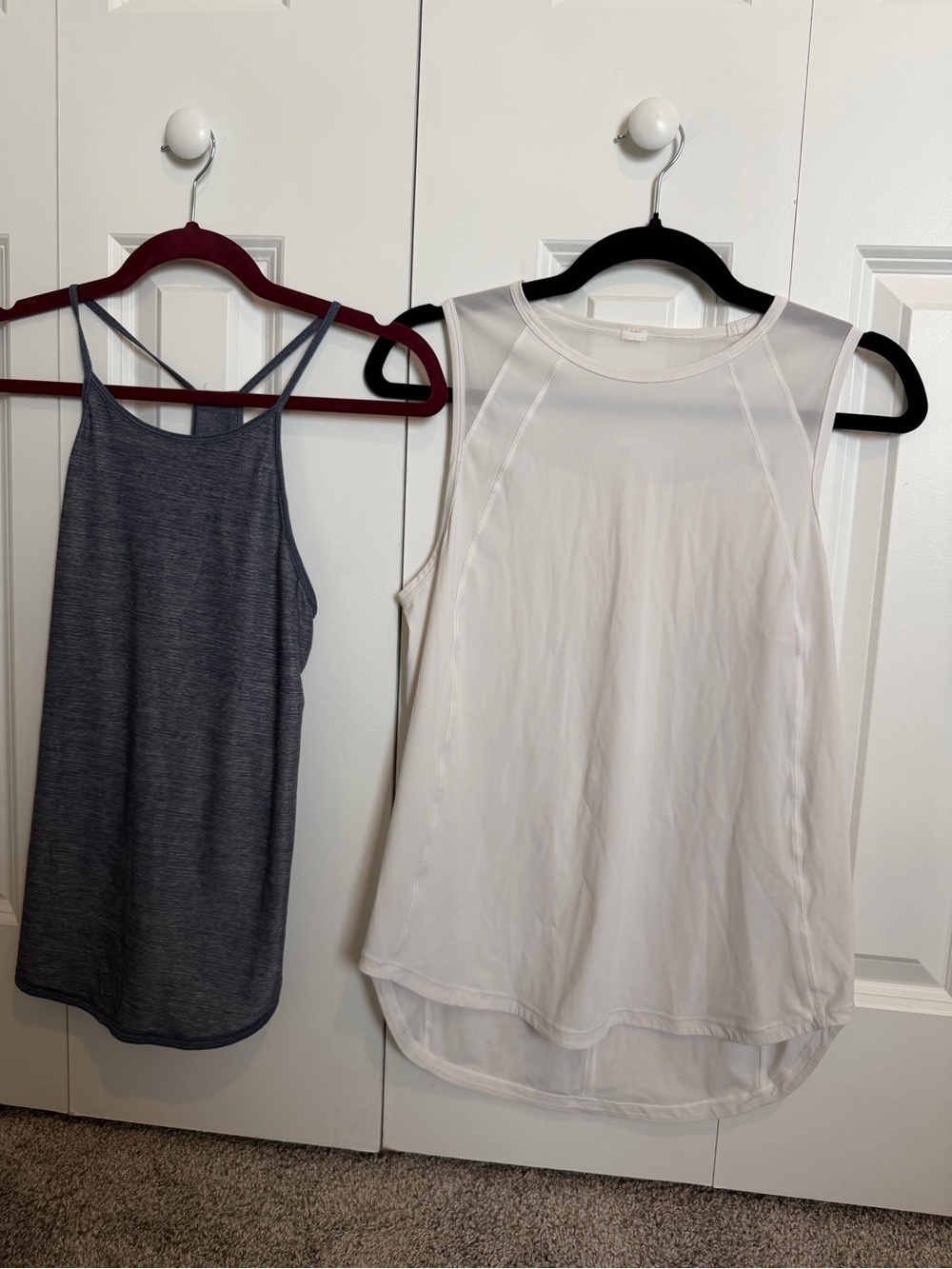 Lululemon Sz SMALL tank top bundle